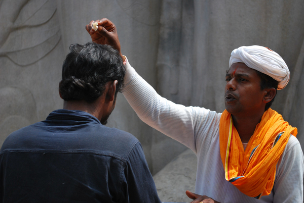 Hindu priest blessing